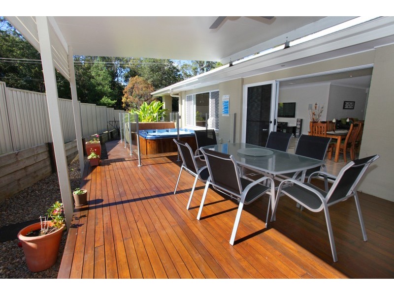 14 Mclean Place, Nambour QLD 4560