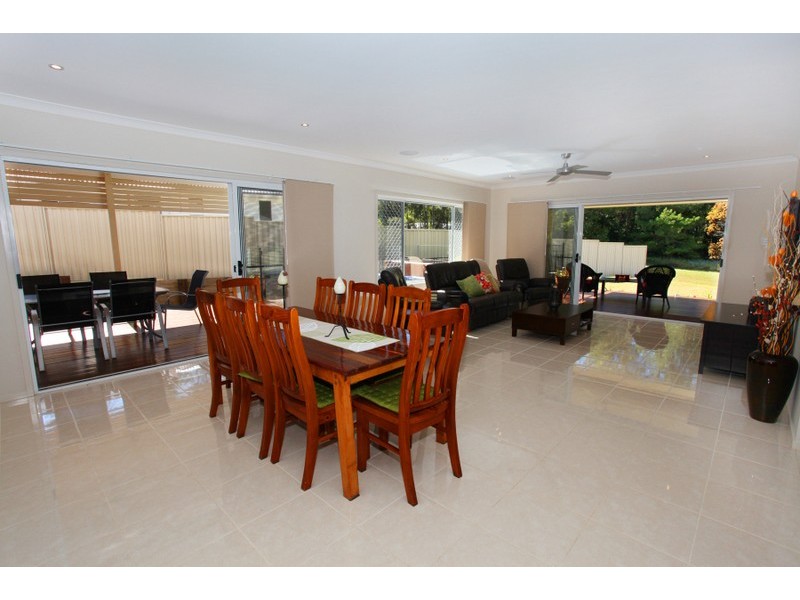 14 Mclean Place, Nambour QLD 4560