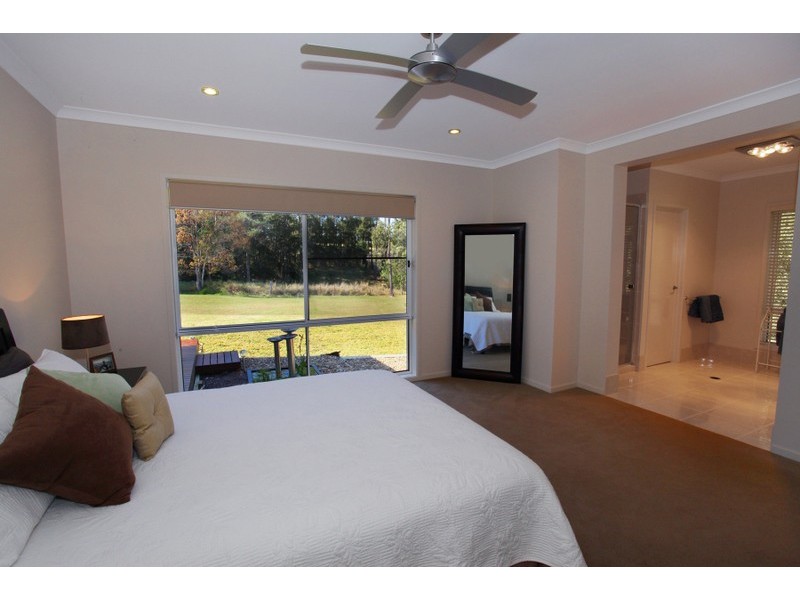 14 Mclean Place, Nambour QLD 4560