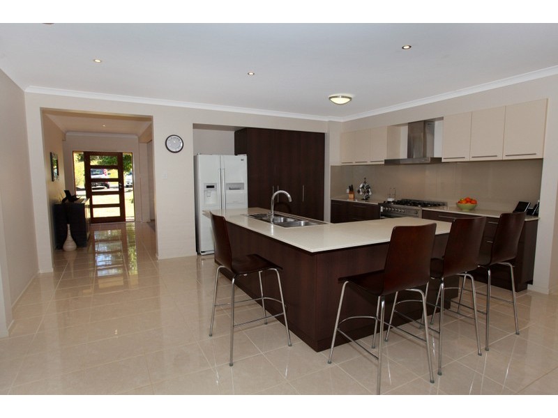 14 Mclean Place, Nambour QLD 4560