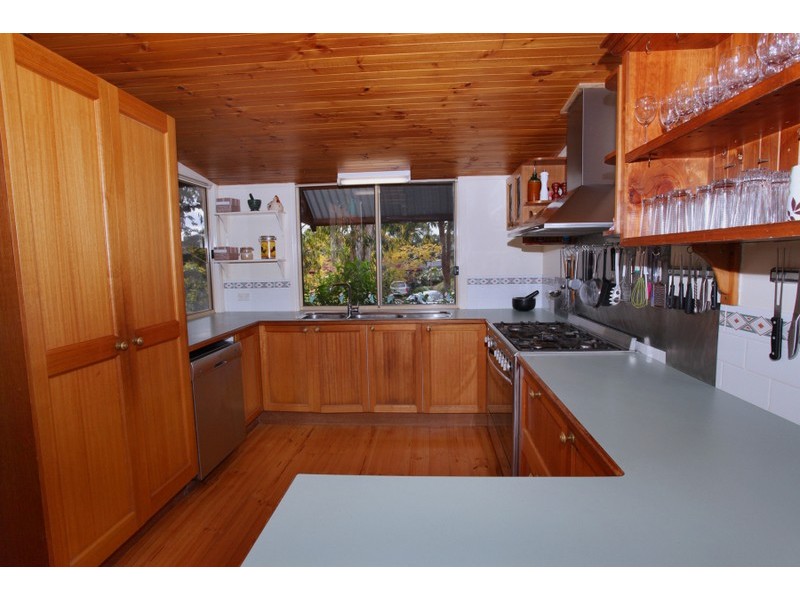 2 Platypus Place, Nambour QLD 4560