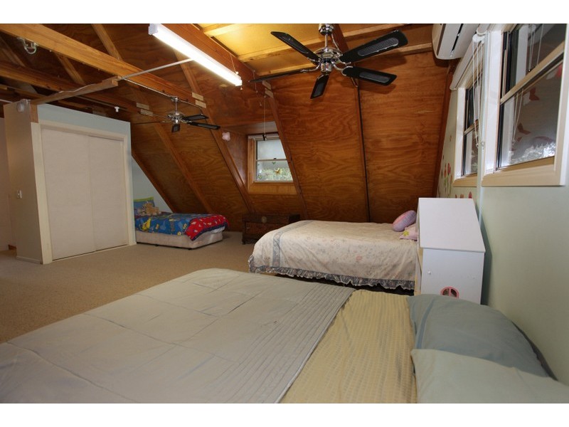 2 Platypus Place, Nambour QLD 4560
