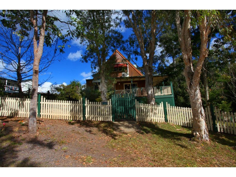 2 Platypus Place, Nambour QLD 4560