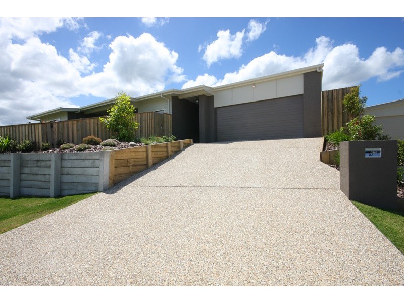 1/2 Dream Court, Nambour QLD 4560