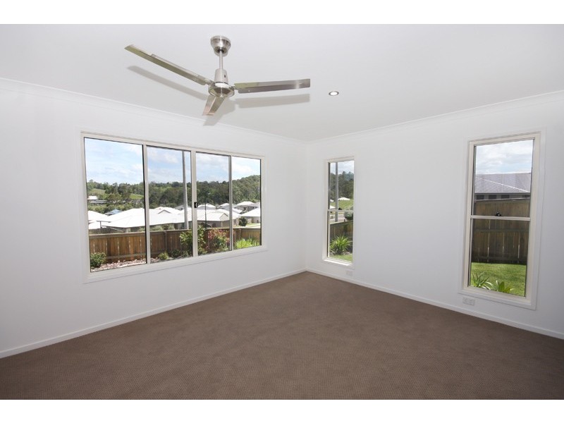 1/2 Dream Court, Nambour QLD 4560