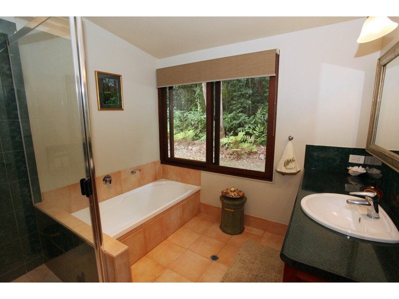 73 Mount Eerwah Road, Eumundi QLD 4562