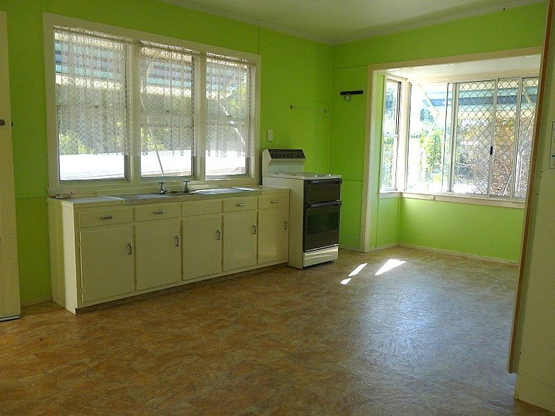 27 Valley View Street, Nambour QLD 4560