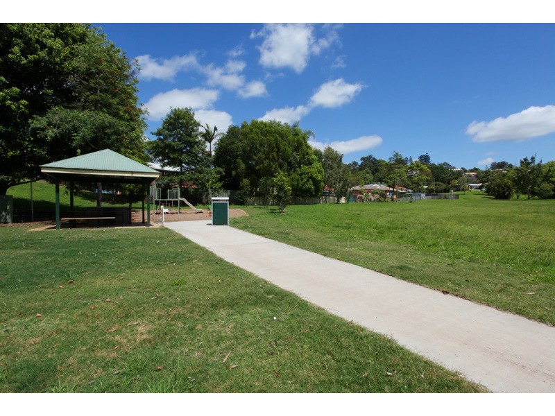 22 Flinders Avenue, Nambour QLD 4560