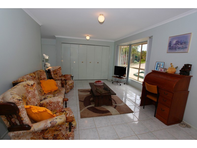 5 Westview Crescent, Nambour QLD 4560