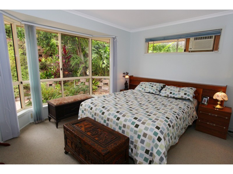 5 Westview Crescent, Nambour QLD 4560