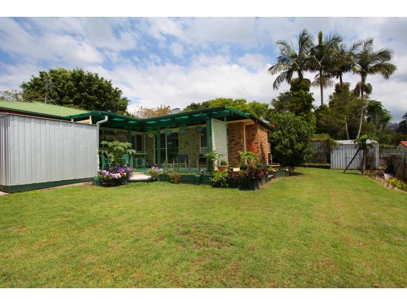 5 Westview Crescent, Nambour QLD 4560