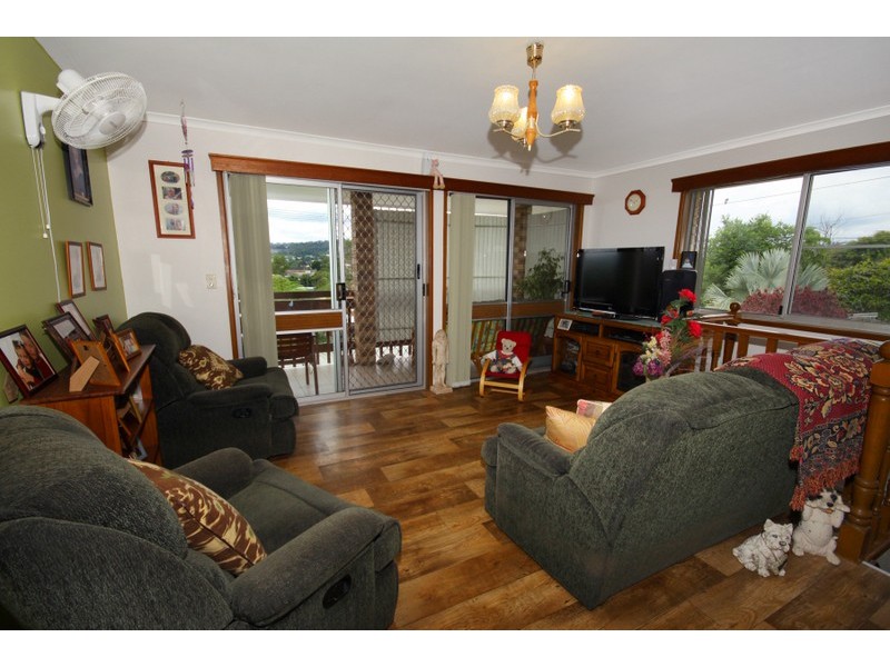4 Blaxland Road, Nambour QLD 4560