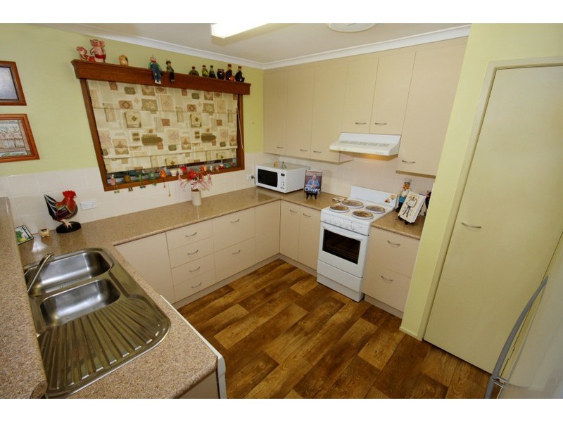 4 Blaxland Road, Nambour QLD 4560