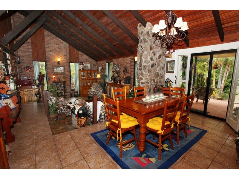 25 Argyle Crescent, Nambour QLD 4560