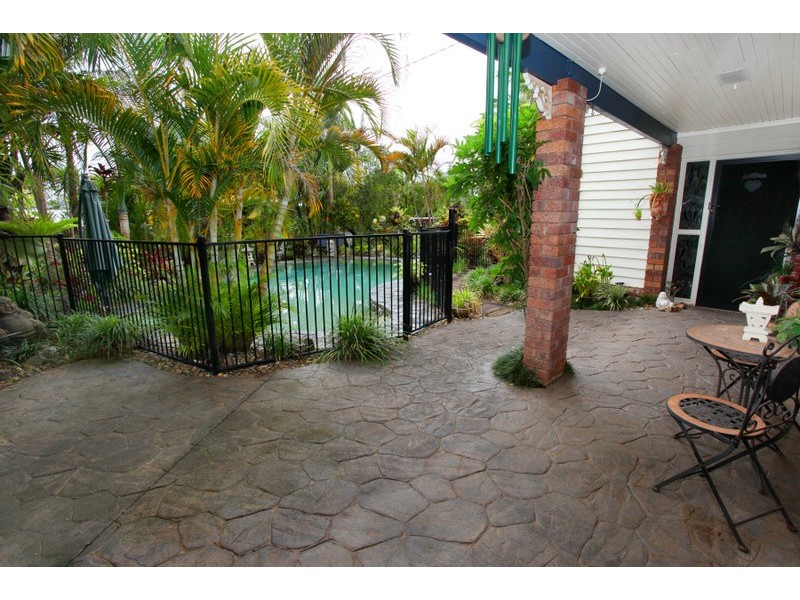 25 Argyle Crescent, Nambour QLD 4560