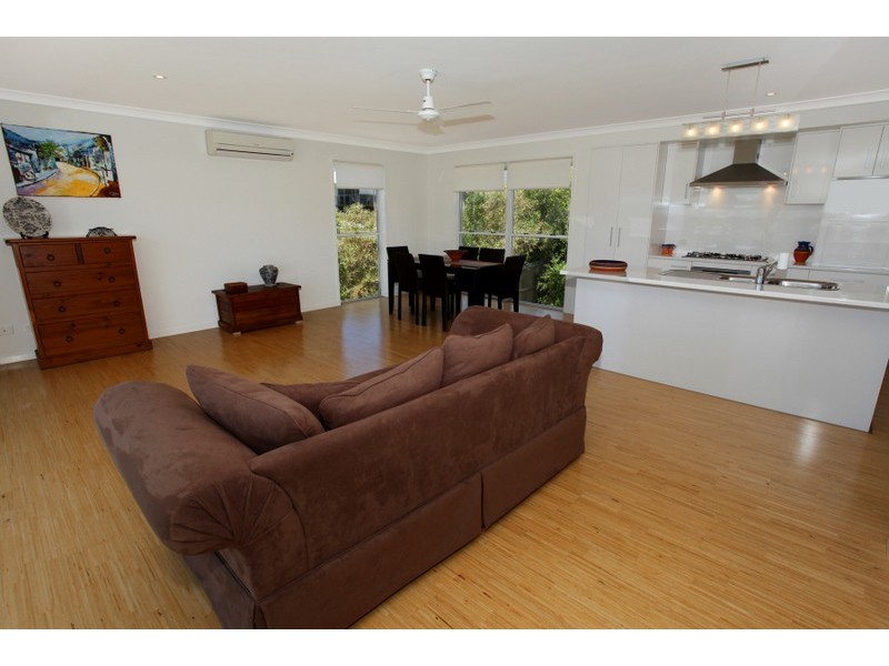 1 Buchanan Court, Nambour QLD 4560