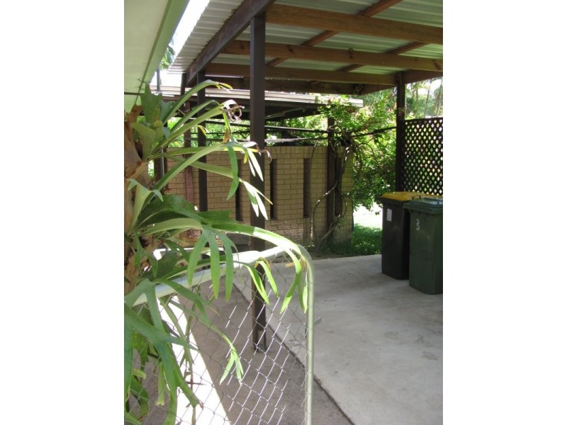 1-3 CAMPBELL CLOSE, Nambour QLD 4560