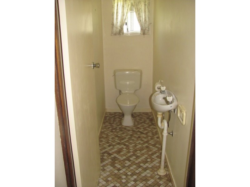 1-3 CAMPBELL CLOSE, Nambour QLD 4560