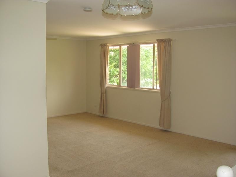 2/18 Florence Street, Nambour QLD 4560
