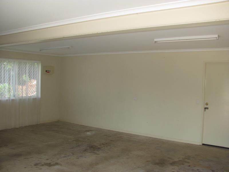 2/18 Florence Street, Nambour QLD 4560