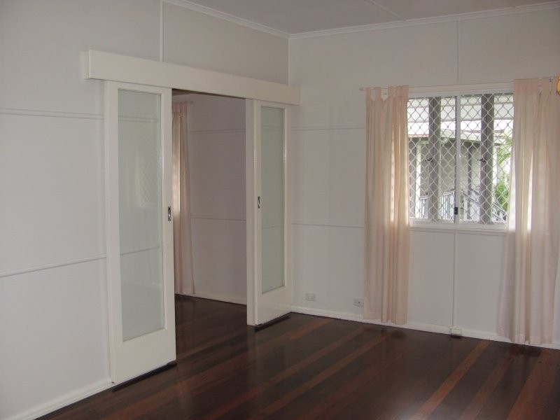 33 Isabella Avenue, Nambour QLD 4560