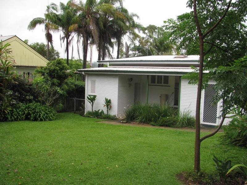 33 Isabella Avenue, Nambour QLD 4560