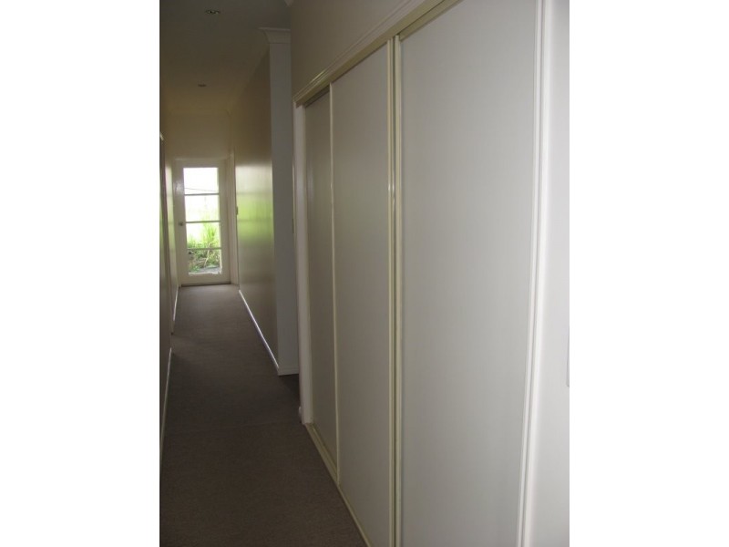 12 Dalzell Court, Nambour QLD 4560