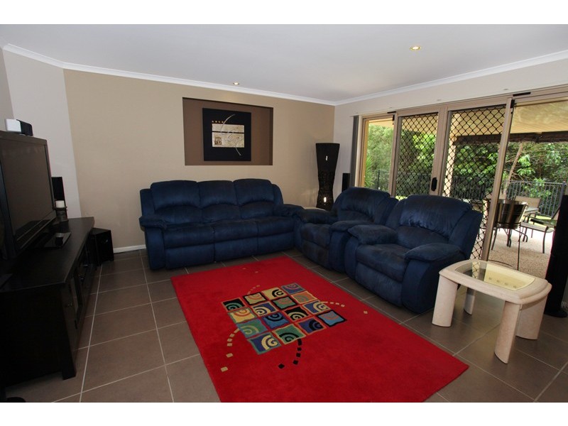 40 Robertson Drive, Nambour QLD 4560