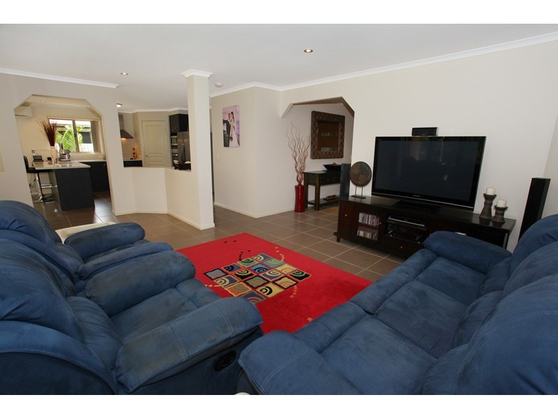 40 Robertson Drive, Nambour QLD 4560