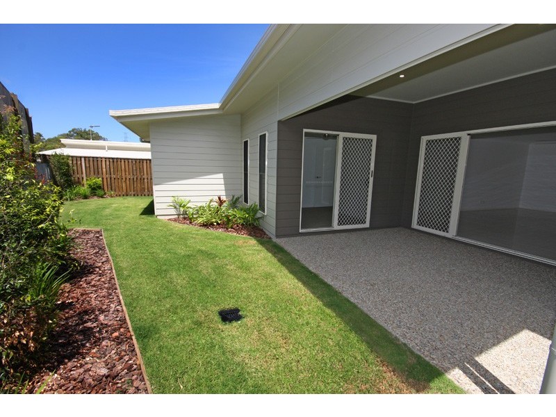 1/2 Dream Court, Nambour QLD 4560