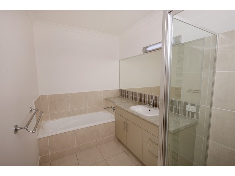 1/2 Dream Court, Nambour QLD 4560