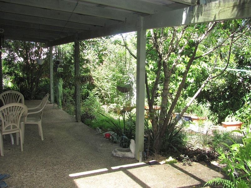 25 Lachlan Avenue, Nambour QLD 4560
