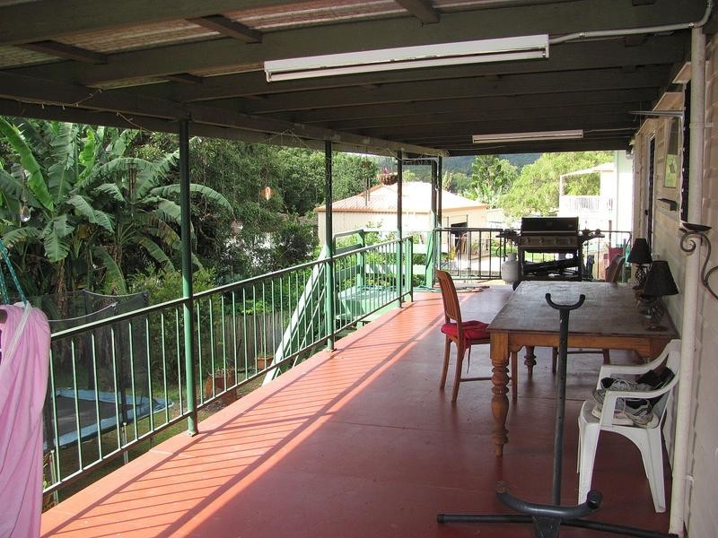 16 Glenys Street, Nambour QLD 4560