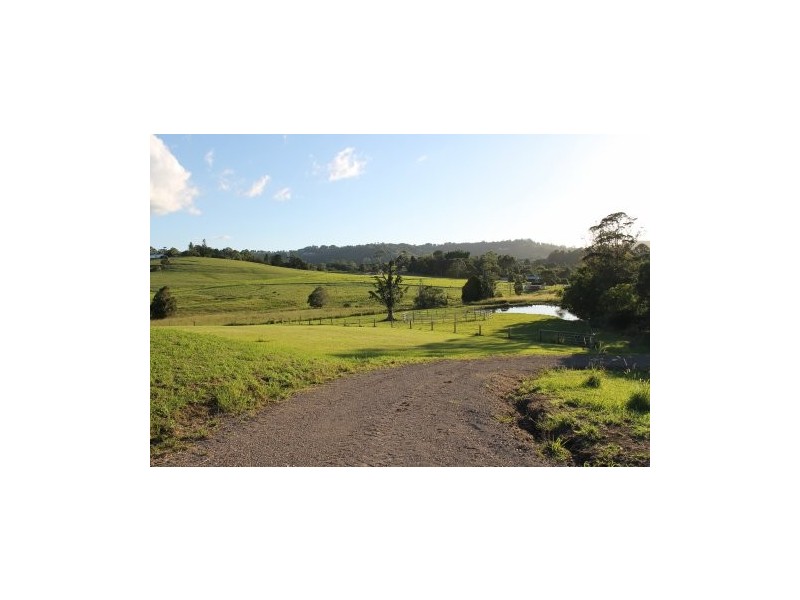 Dulong QLD 4560