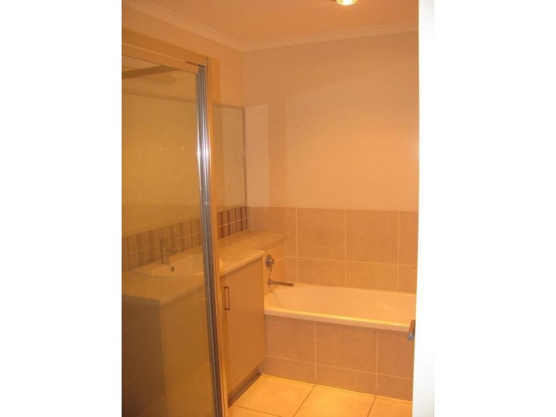 1/2 Polly’s Place, Nambour QLD 4560