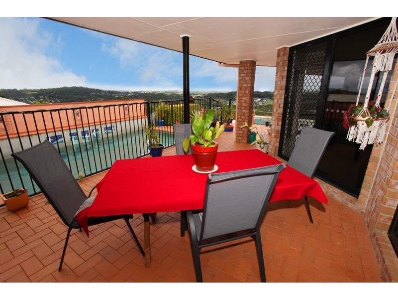 17 Albatross Avenue, Nambour QLD 4560