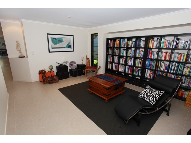 4 Undanbi Lane, Twin Waters QLD 4564