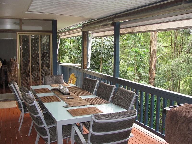 100 Panorama Drive, Nambour QLD 4560
