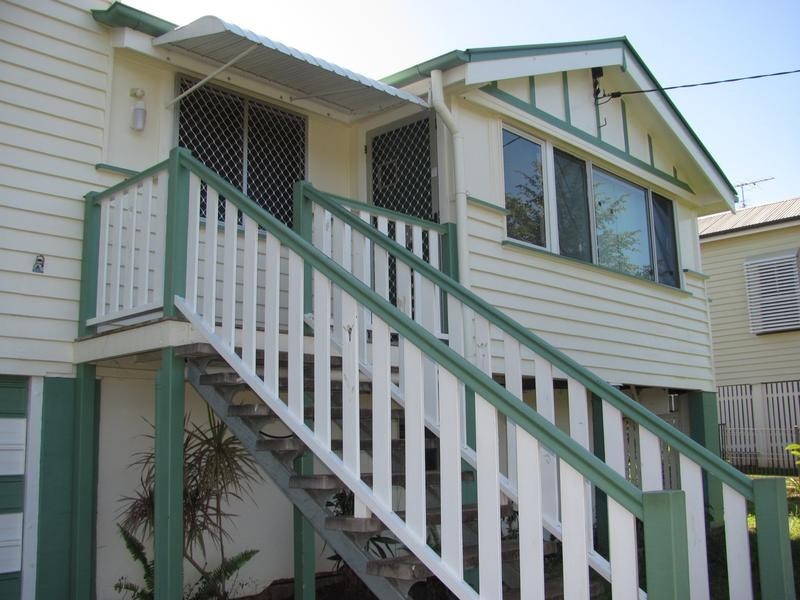 38 Washington Street, Nambour QLD 4560
