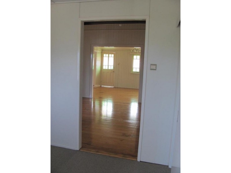 38 Washington Street, Nambour QLD 4560