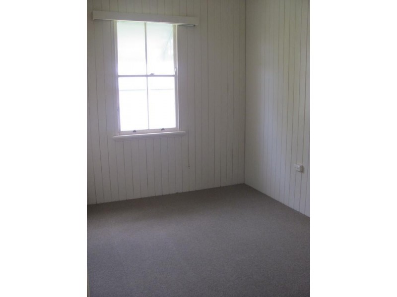 38 Washington Street, Nambour QLD 4560