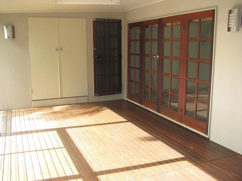 6 Laburnum Grove, Nambour QLD 4560