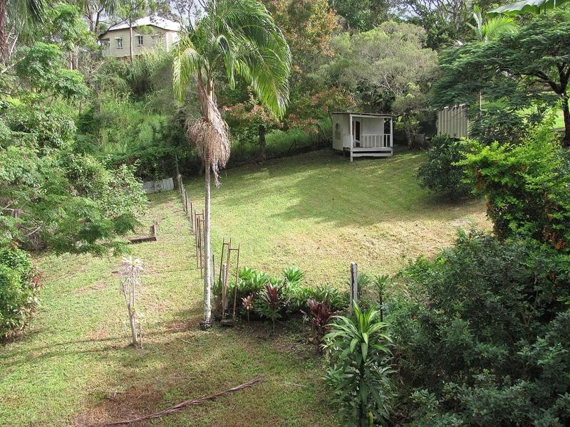 6 Laburnum Grove, Nambour QLD 4560