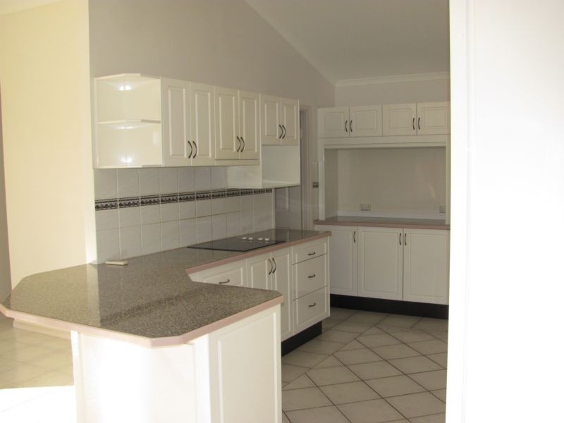 73 Eulinga Court, Ninderry QLD 4561