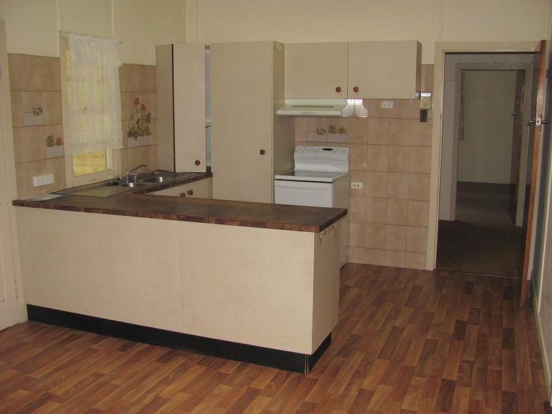 24 Waterfall Road, Nambour QLD 4560