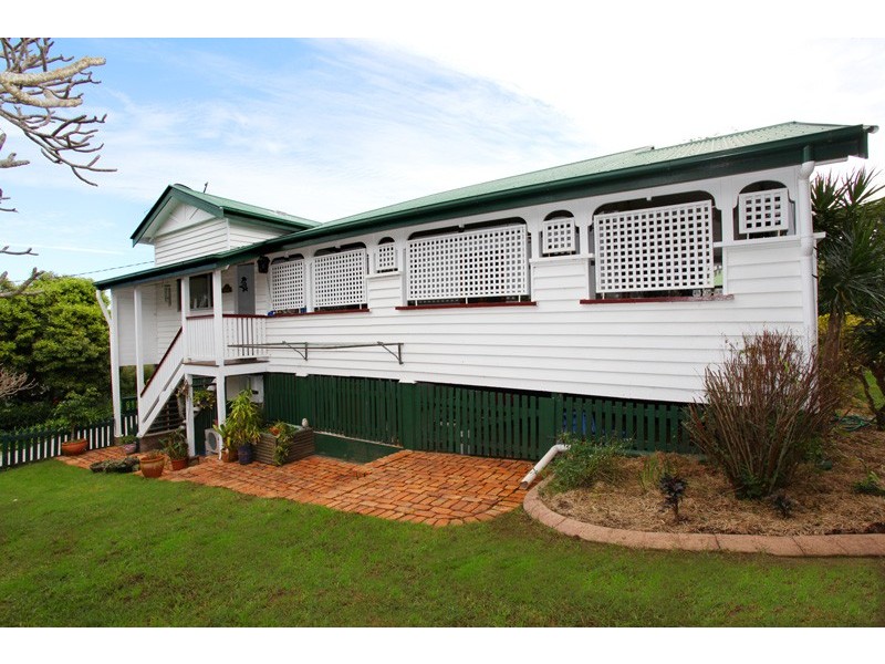 9 Magnolia Street, Nambour QLD 4560