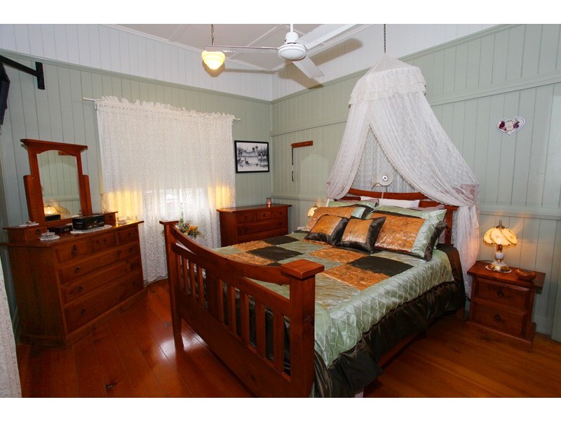 9 Magnolia Street, Nambour QLD 4560