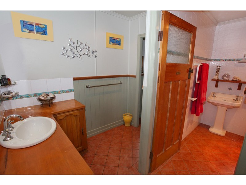 9 Magnolia Street, Nambour QLD 4560