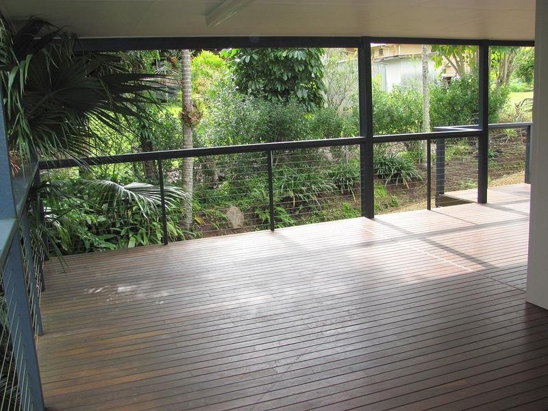 6 Laburnum Grove, Nambour QLD 4560
