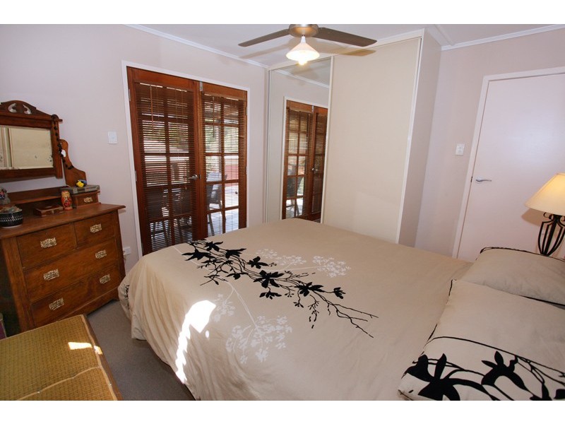 16 Valley View Street, Nambour QLD 4560